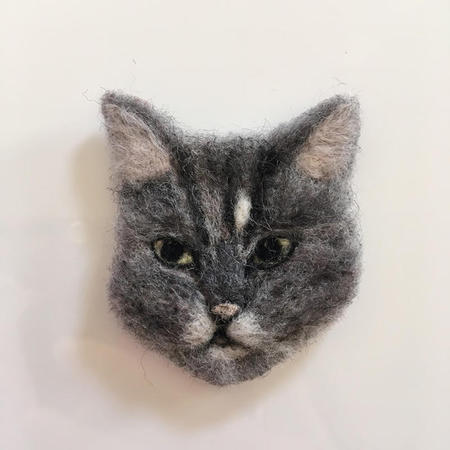 3cats_brooch03.jpg