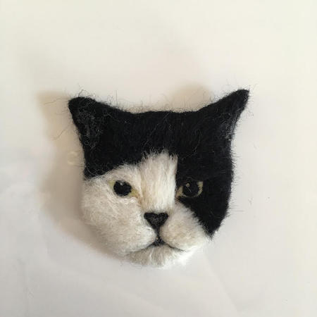 3cats_brooch04.jpg