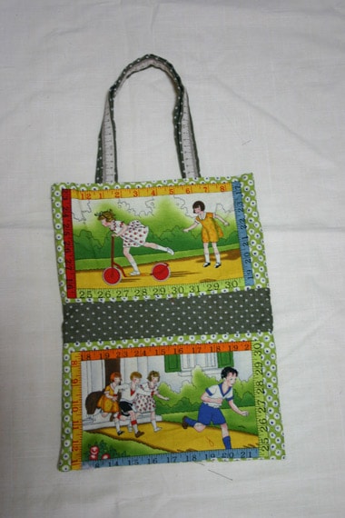 絵本バッグ高さ2倍全体.jpg